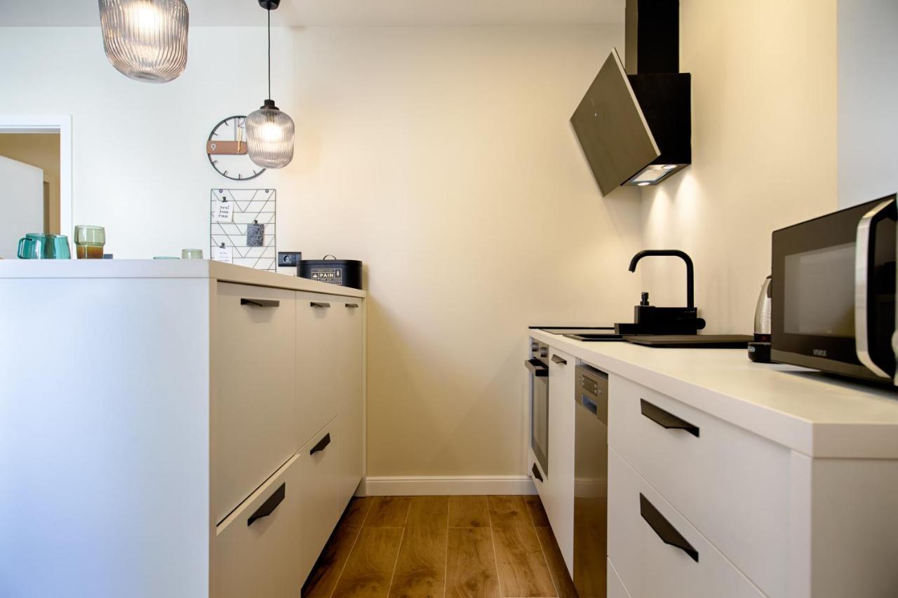Apartment Kirinkin Vis Dış mekan fotoğraf