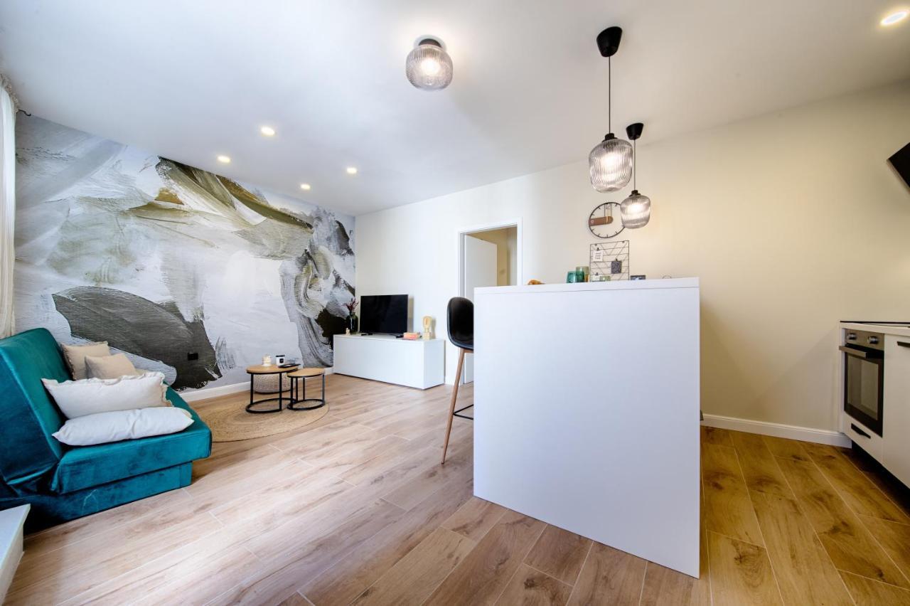 Apartment Kirinkin Vis Dış mekan fotoğraf